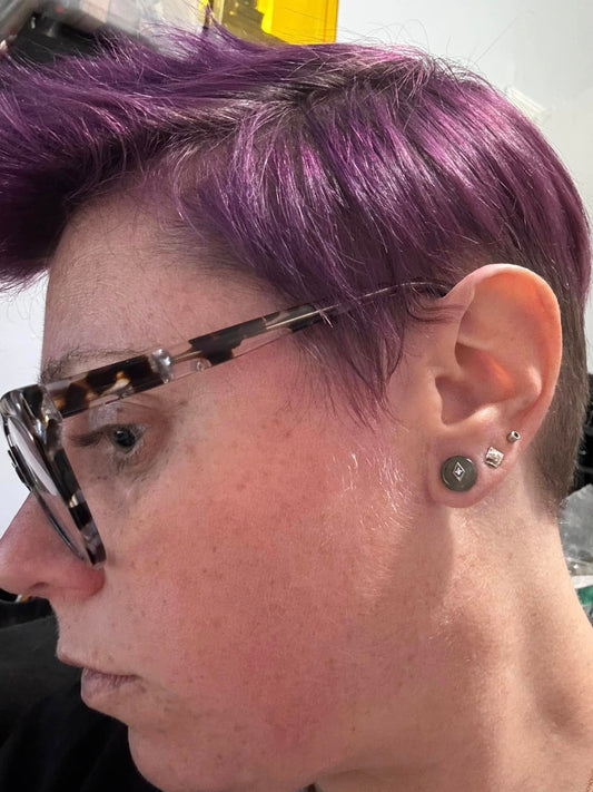 Diamond Deco Plugs - Onyx or Aventurine Quartz with 10K gold and diamond