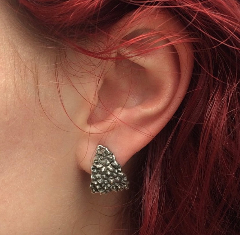 Armament Collection - Lychee Silver Snug Hoop Earring